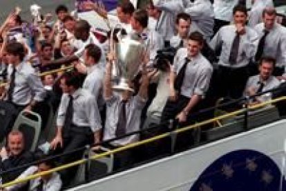 El Real Madrid celebra la última Copa de Europa, conseguida frente al Bayer Leverkusen