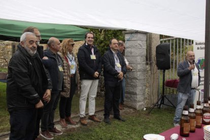 Miembros de la academia gastronómica y organizadores. CAMPOS