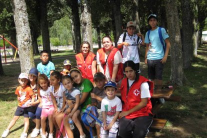 Los participantes en la ludoteca.