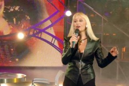 La cantante y presentadora italiana Raffaela Carrá