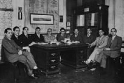 Parte de la comisión directiva del Centro Maragato Val de San Lorenzo en Buenos Aires, en 1939