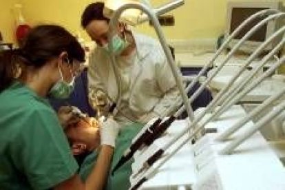 Durante el mes de septiembre, los dentistas ofrecerán chequeos gratuitos en toda la provincia