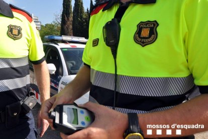 Prueba de alcoholemia de los Mossos.