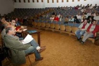 Los trabajadores, el día en el que votaron sí a ir a la huelga el 28