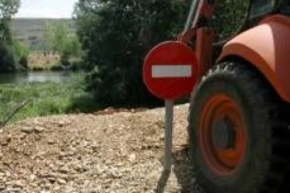 El puente comenzará a construirse cuando decrezca el cauce del Porma