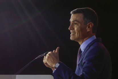 El presidente del Gobierno, Pedro Sánchez, durante su intervención en el acto de clausura el foro de emprendedores South Summit 2021 que ha tenido lugar este jueves en Madrid. J. J. GUILLÉN