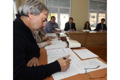 El concejal de UPyD, durante un pleno municipal.