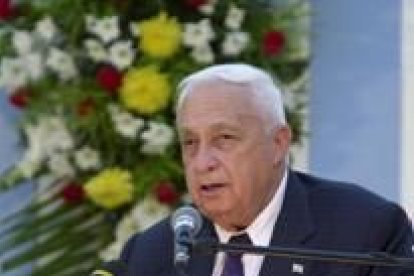 El primer ministro israelí, Ariel Sharon, durante un discurso el jueves en Tel Aviv