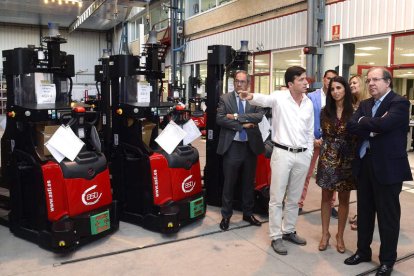 El presidente de la Junta, Juan Vicente Herrera, durante su visita a Asti, en Madrigalejo. SANTI OTERO