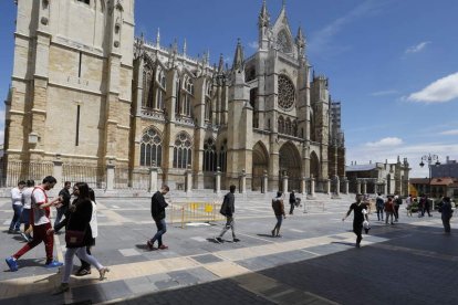 Los fogones se colocarán con la fachada sur de la Catedral como fondo. MARCIANO PÉREZ