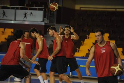 De Grado ha preparado meticulosamente el partido de Málaga. El objetivo es llevarse el triunfo.