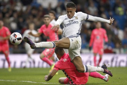 Mariano regresa al Real Madrid tras lucir su capacidad goleadora en el Olympique de Lyon. NARANJO