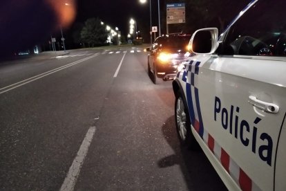 Un vehículo de la Policía Local de San Andrés del Rabanedo. DL