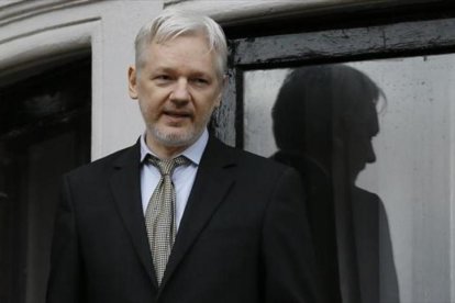 JULIAN ASSANGE