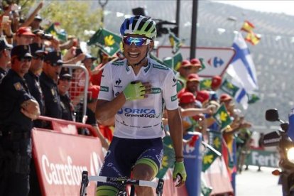 Esteban Chaves, en los últimos metros antes de entrar vencedor en la etapa de Cazorla.