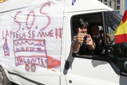 Manifestación de los feriantes de la provincia de León. F. Otero Perandones.