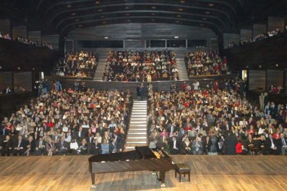 El Consistorio prevé sustituir los equipos de sonido, gran parte de la iluminación y la maquinaria escénica, entre otras cosas