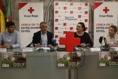 Javier Alonso, Isidoro Martínez, Vera López y María Victoria Seco. F. OTERO