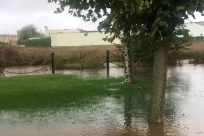 Las últimas lluvias han ocasionado las primeras inundaciones. DL