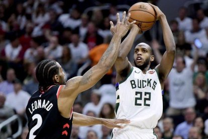 Milwaukee venció a Toronto.