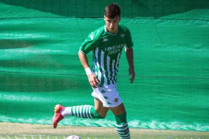 La Cultural se ha hecho con los servicios de Álvaro Martínez, procedente del Real Betis. TWITTER