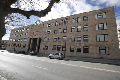 Edificio de los juzgados en León.