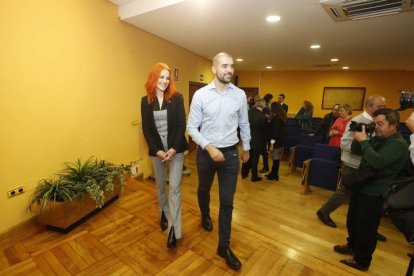 Sara garcía y Pablo Álvarez, en un reciente acto celebrado en León. RAMIRO