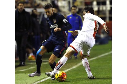 Al Atlético le costó superar a un Rayo que siempre dio la cara.