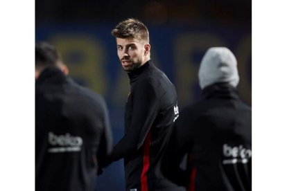 Piqué, durante un entrenamiento con el Barcelona. R. U. O.