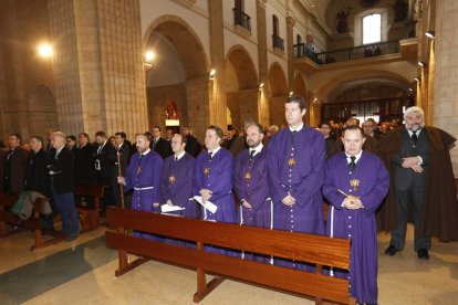 La iglesia de los Capuchinos albergó ayer el refrendo del cargo.