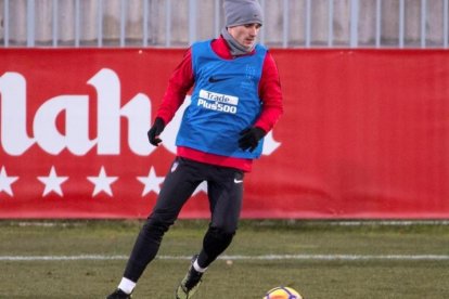 Griezmann, en el entrenamiento del Atlético en la ciudad deportiva de Majadahonda.