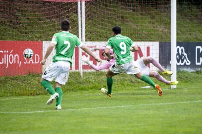 El gol del Astorga que le dio la victoria al equipo maragato