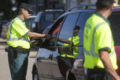 Agentes de la Guardia Civil de Tráfico