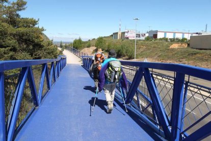 Pasarela en el Alto del Portillo para facilitar el tránsito de los peregrinos.