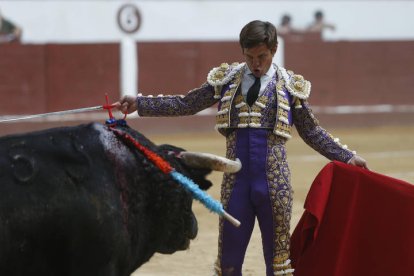 El Juli cortó tres orejas a su lote. FERNANDO OTERO