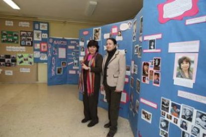 Mujer y Literatura, idea de Mar Arriola y Puri Lozano, abierta al público en horario escolar todo ma