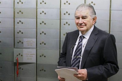 Antonio Gamoneda, el día que depositó su legado en la Caja de las Letras