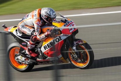 Marc Márquez (Honda) ha vuelto a ser hoy el mejor en los últimos test de Valencia.