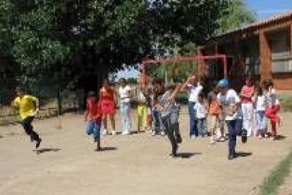 Algunos de los niños participantes en las Aulas Activas del Ceas