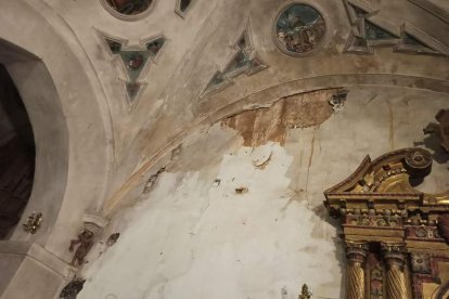 Hay grietas y las humedades han arruinado algunas pinturas murales. HISPANIA NOSTRA