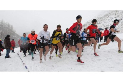 La tercera entrega de la Copa de Cross reunió en Ciñera a 125 atletas que tuvieron que hacer frente a un escenario hostil.