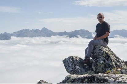 Javier Fernández Santín comparte en el blog ‘De cima en cima’ su pasión por la montaña