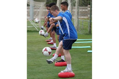 La plantilla de la Cultural se centra en el Cristo Atlético.