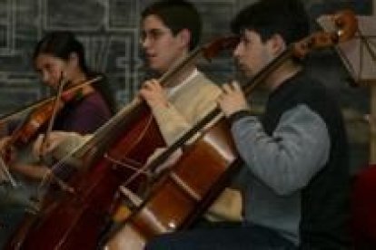 Las Juventudes Musicales ofrecieron anoche un concierto de despedida en la iglesia de San Martín