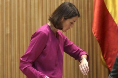 La ministra de Industria, Reyes Maroto, durante su comparecencia en la Comisión de Industria del Congreso de los Diputados.