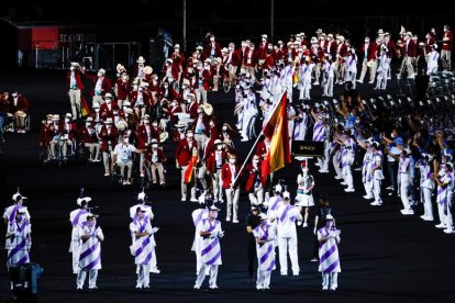 La delegación española entre la que se encuentra Juan Bautista. GARDYN