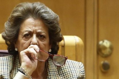 Rita Barberá, en su escaño del Senado.