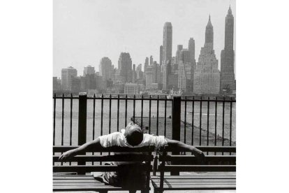 Brooklyn Promenade, 1954