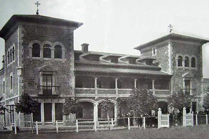 El palacio de los Allende fue un edificio señorial de piedra con arquerías que era la admiración de todos los que se acercaban a la villa montañesa de Burón.