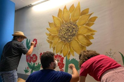 Participantes del proyecto que ha unido arte y ciencia en la Facultad de Educación de la ULE. DL